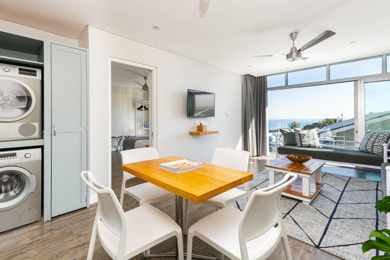 Beach Views -Camps Bay Village ケープタウン エクステリア 写真