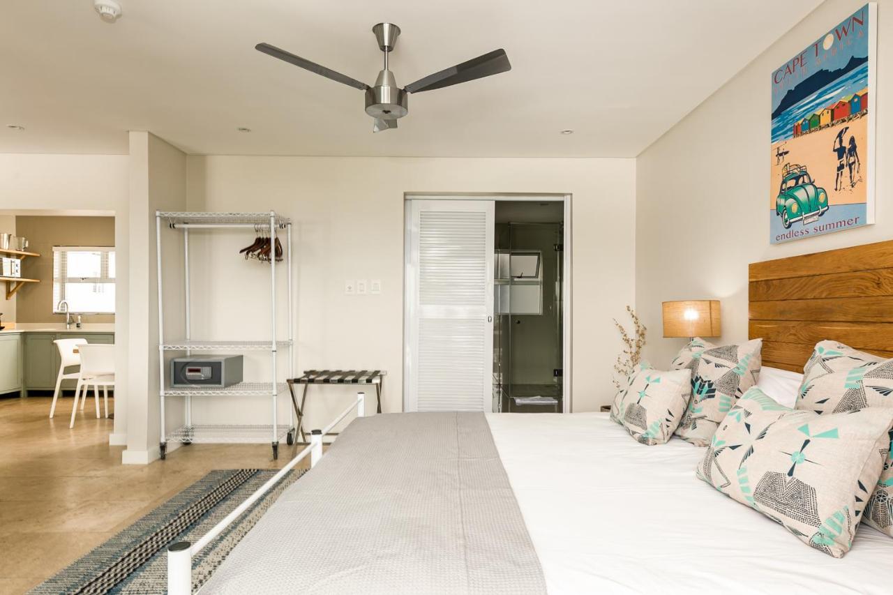 Beach Views -Camps Bay Village ケープタウン エクステリア 写真
