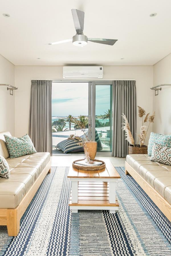 Beach Views -Camps Bay Village ケープタウン エクステリア 写真